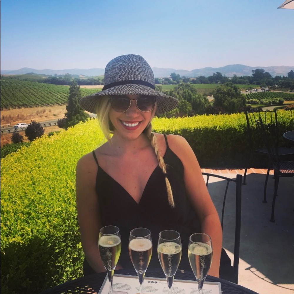 Meet your Posher, Amber